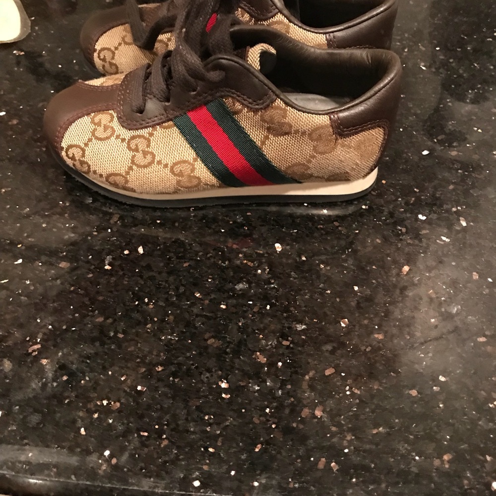 Boys Gucci shoes - Picture 3 of 4